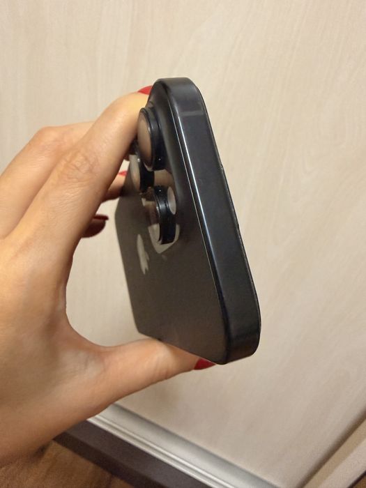 Продам iPhone 16 Pro 256гб