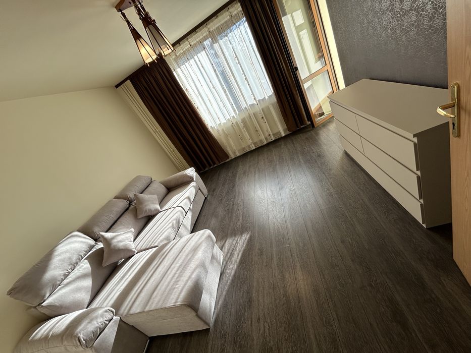Apartament 3 camere Ultracentral, cu loc de parcare, prima inchiriere