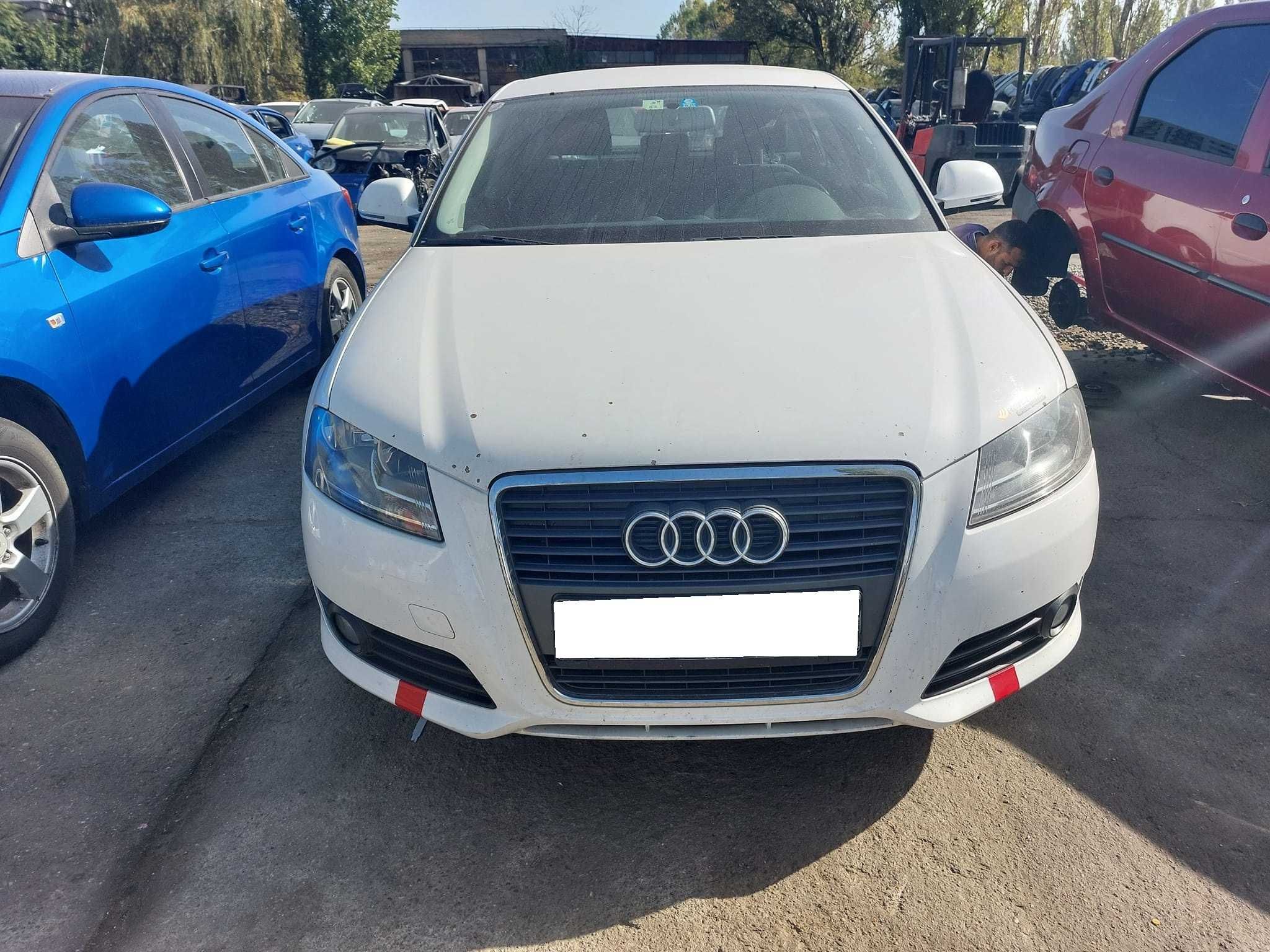 Dezmembrez Audi A3 1.6 Benzina Din 2009-BSE