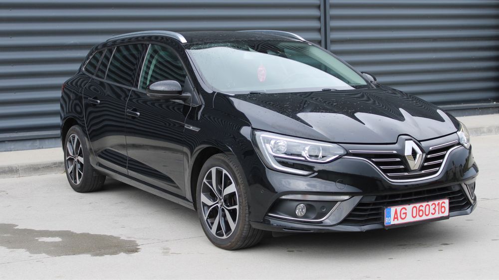 Megane 4 Bose  140cp