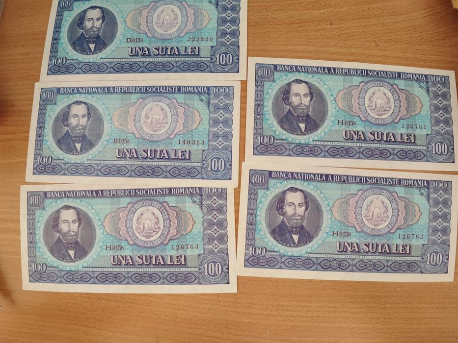 Vand bancnota 100 lei din 1966 pentru colectionari mai am 2 bucăți