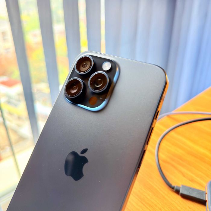 iPhone 15 Pro Max 512GB (син цвят) (капацитет 87%) (без бартери)