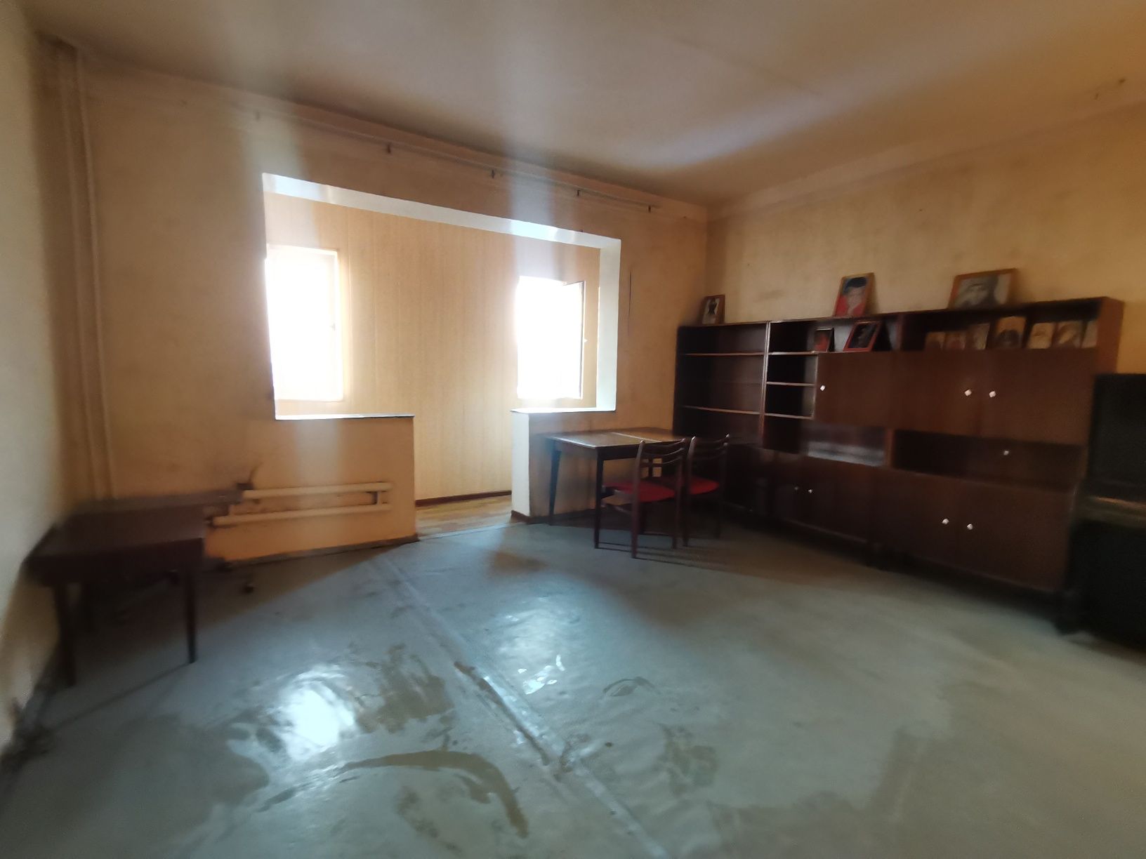Уборка домов и квартир офисов служебных помещений любого типа