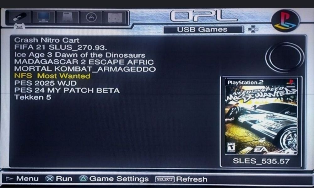 Sony Playstation 2 slim.