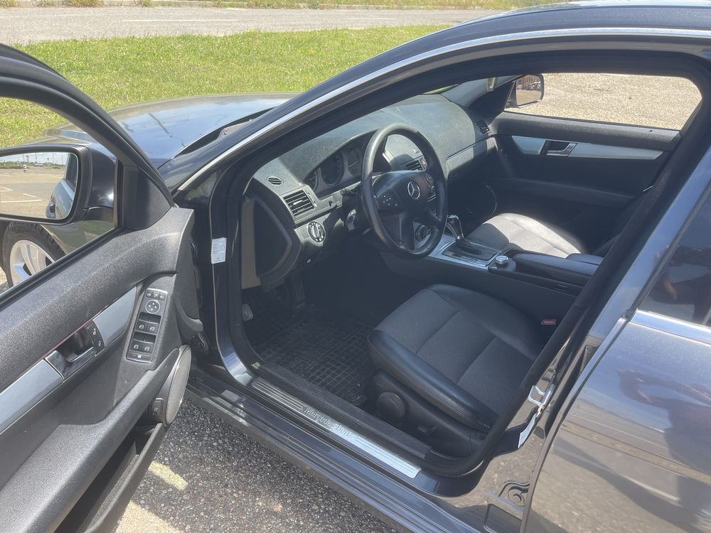 Mercedes Benz W204, C Class 2.2 CDI Avangarde, 2009