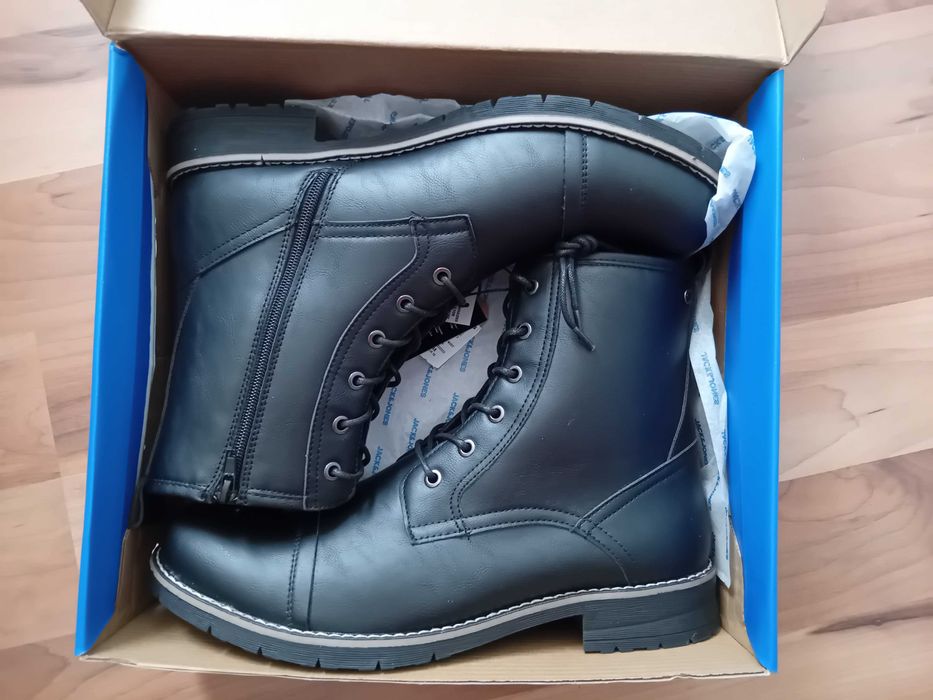 Jack&Jones ,Joop N45 боти Нови