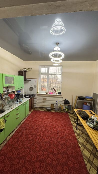 Намунали ховли уй сотилади