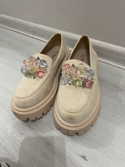 Официални обувки