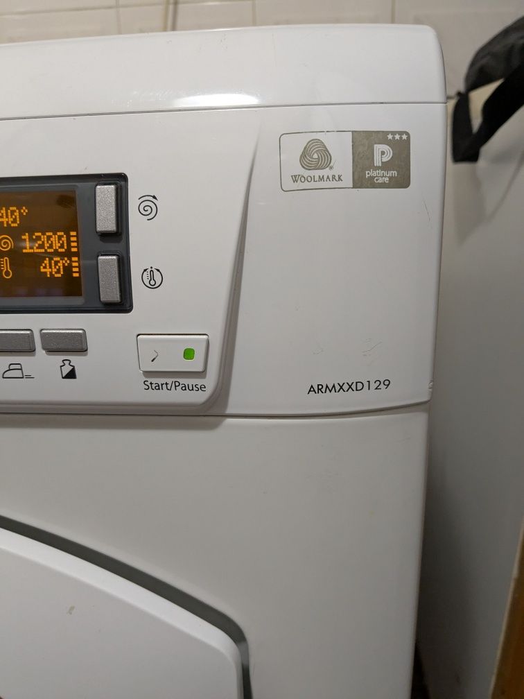 Пералня със сушилня Аристон Хотпойнт Ariston Hotpoint на части