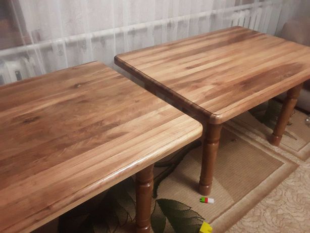 Два стола из натурального ореха