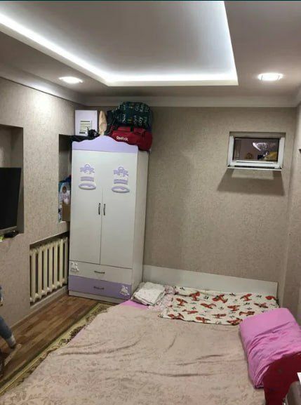 Срочно Продаётся Ц13  1/3/9 с мебелью техникой ремонт средний !