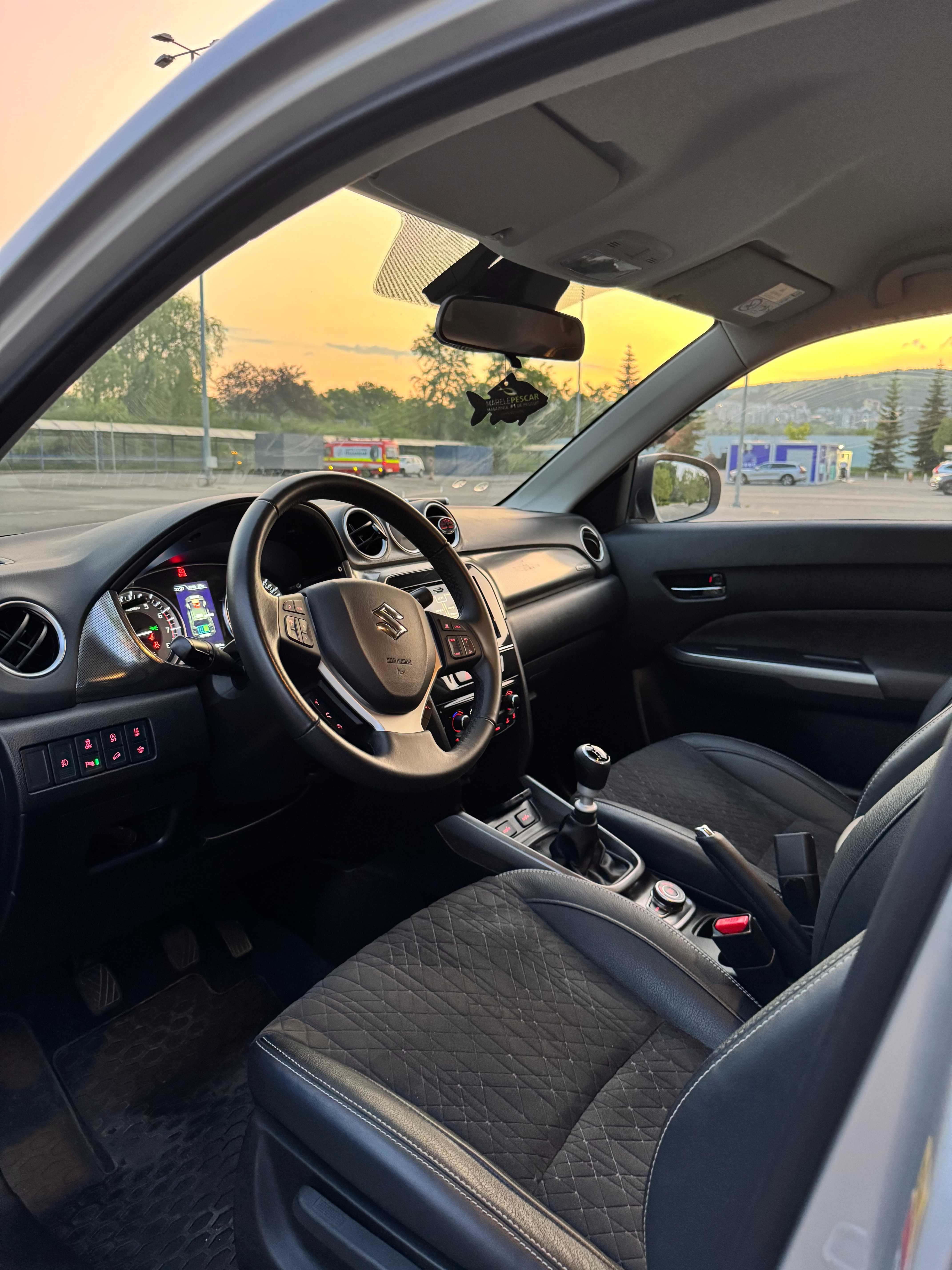 suzuki vitara 2023 4x4