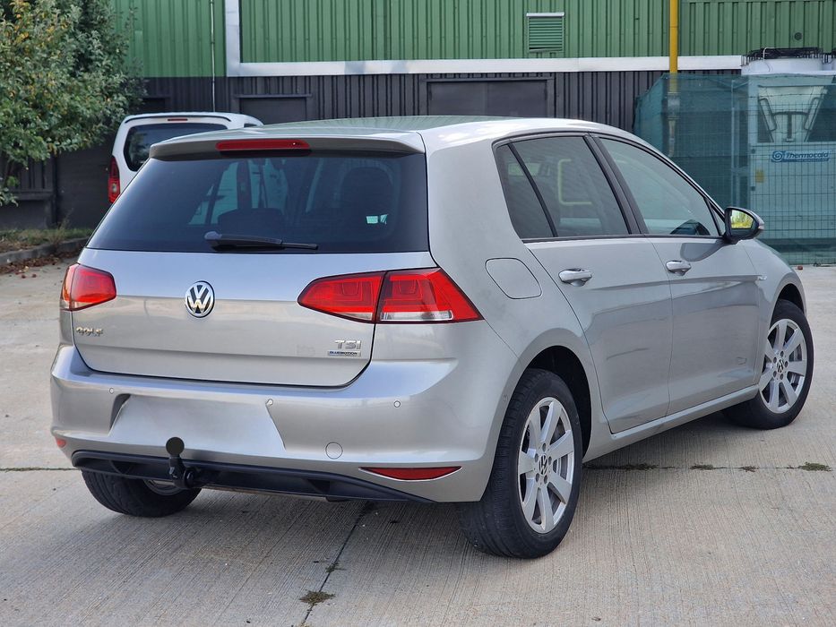 Vw Golf 7 Editie CUP / Parkassist / Anvelope Noi / Carlig / Germania