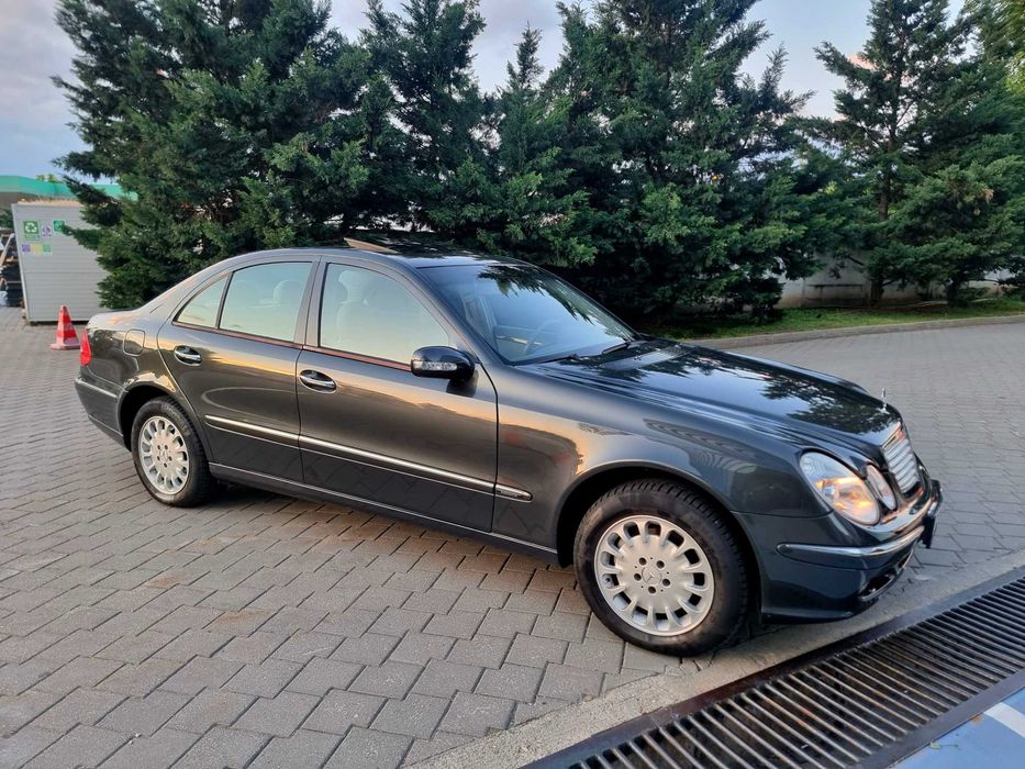 Mercedes E 240 Elegance, Automat