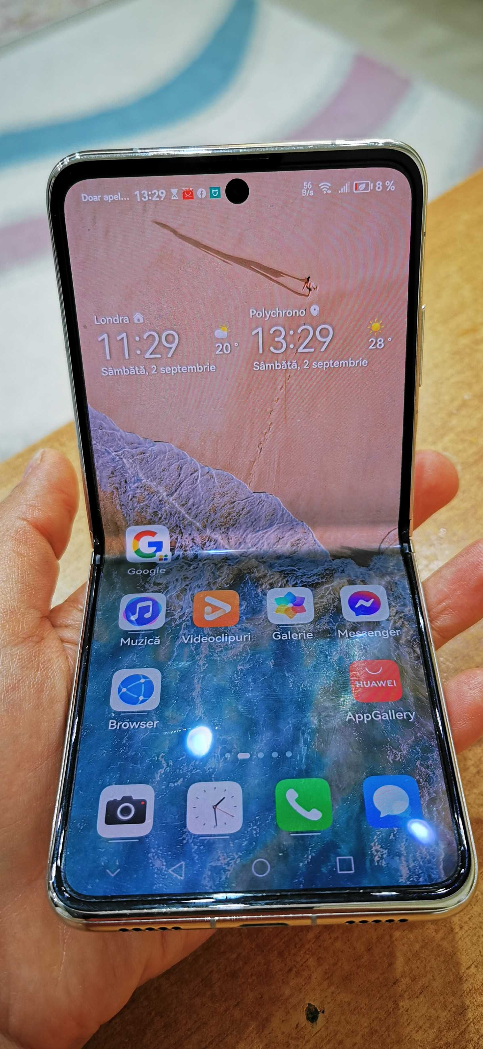 Huawei P50 Pocket