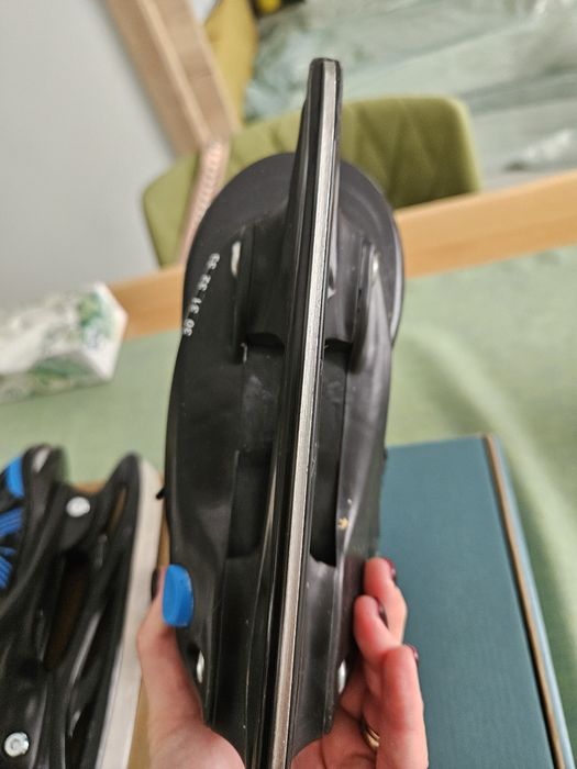 Patine de gheata reglabile, marime 30-33