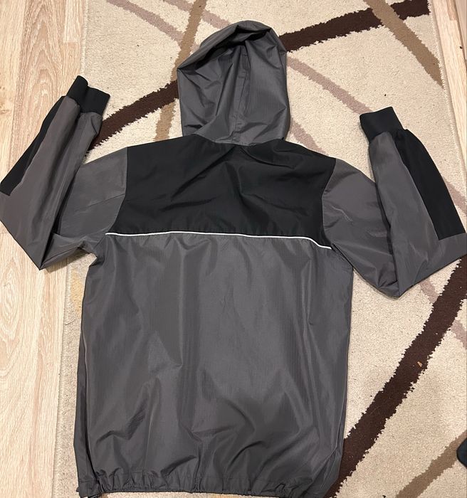 Ellesse ветровка