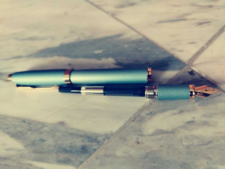 Нова писалка Parker IM Writing Ritual с конвертор и мастило Pelikan