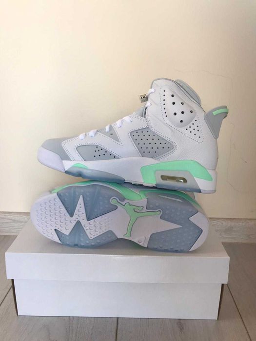 Jordan 6 Mint Foam 37.5, 38.5