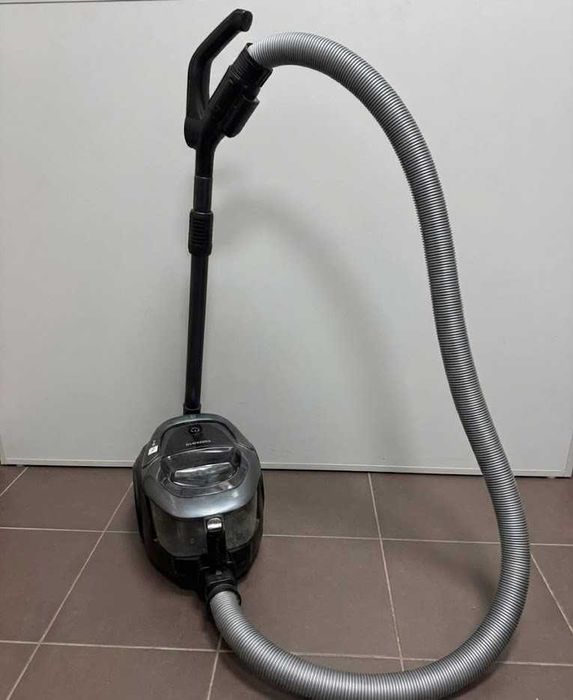 Пылесос Samsung (Кульсары 0606/786952)