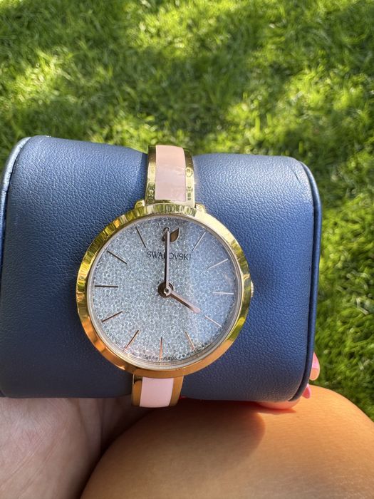 Часовник на Swarovski, модел Swarovski Crystalline Delight