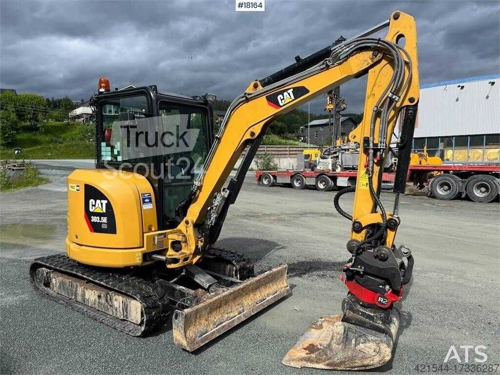 Parbriz/Geam/Luneta CATERPILLAR CAT 303 303.5 304 305 305.5 C D E E2