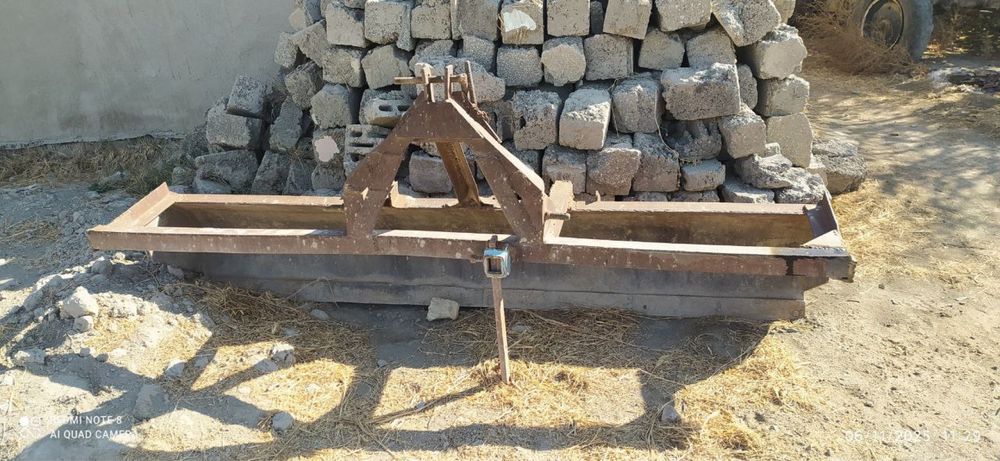 Трактор сотилади