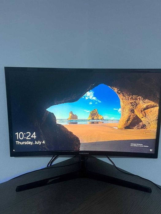 Monitor Gaming Samsung 24RG52F – 24" Curved, 144Hz, Full HD, FreeSync