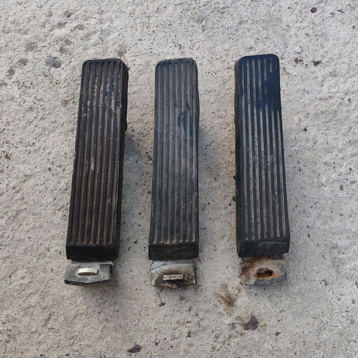 Мерседес 124 газ педаль сатылады жағдайы жақсы