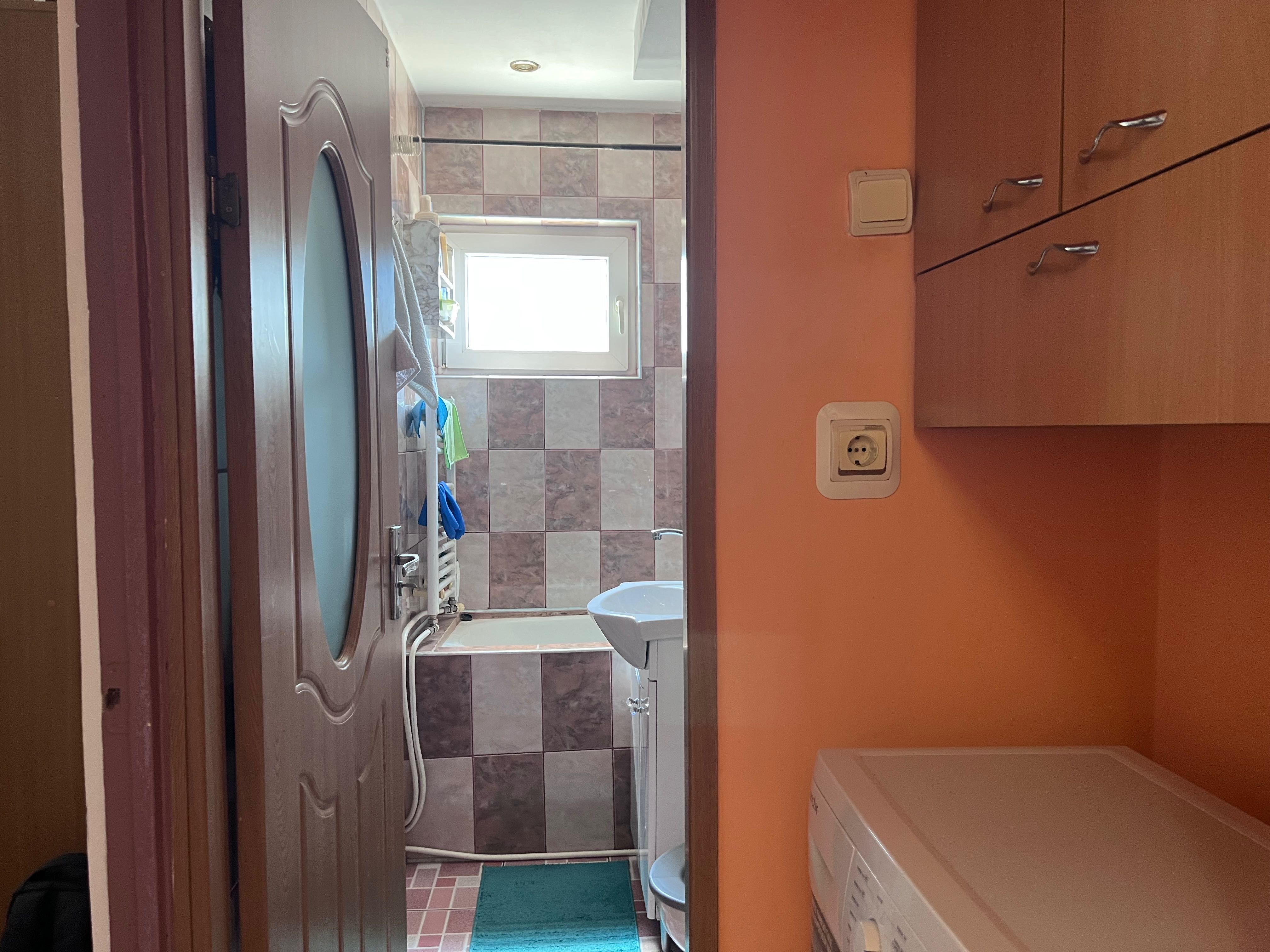 Apartament 3 camere,Hunedoara