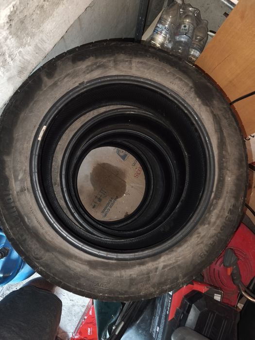 Continental  225/60/R18 летни
