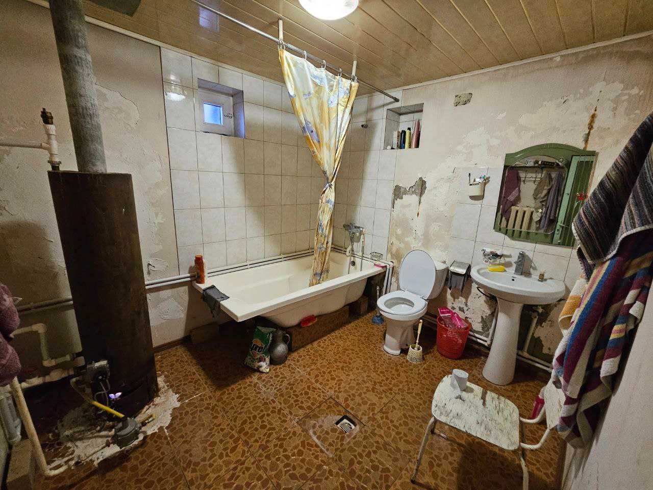 5 sotixli tayyor uchastka sotiladi.