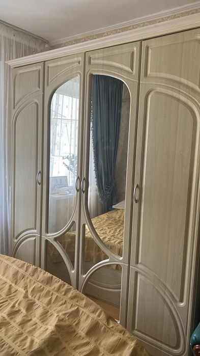 Спальный гарнитур шкаф и кровать