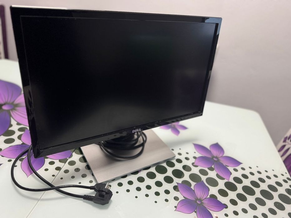 Monitor Dell Professional 22–23” Full HD, 60Hz