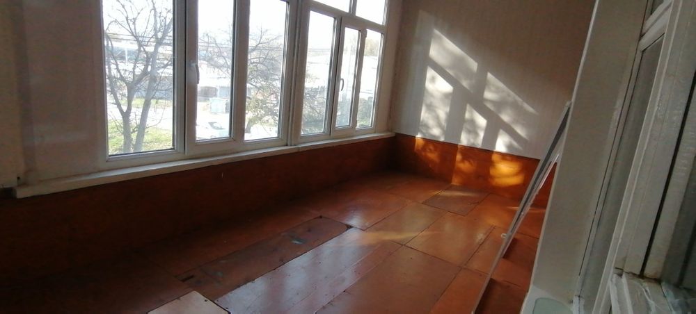 1 хонали 2-этаж квартира сотилади 6/4 дахаси