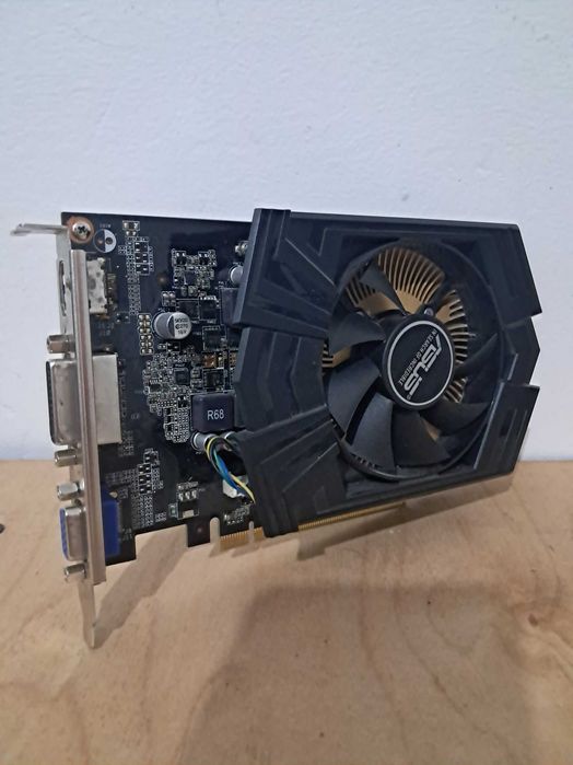 Видеокарта GTX 750