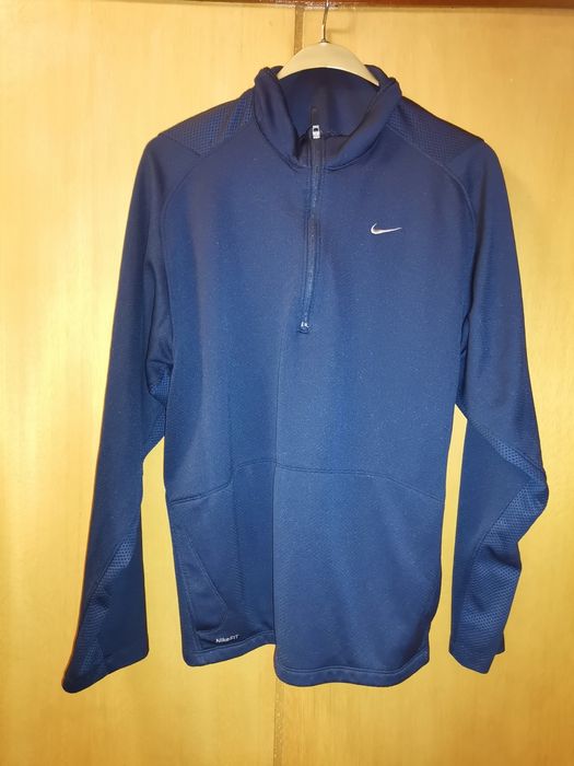 Продавам фланелка на NIKE