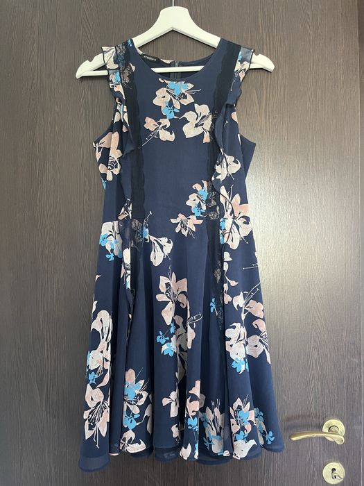 Rochie Motivi Mărime M
