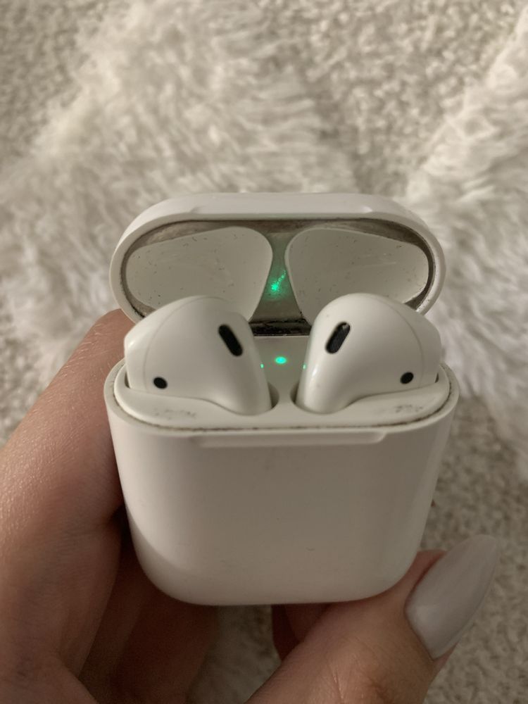 Airpods 1 версия
