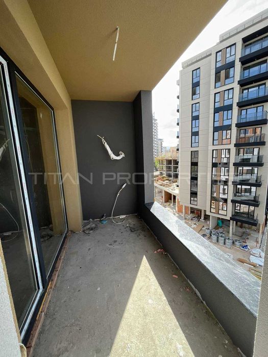 Продава се Тристаен апартамент в Пловдив, Христо Смирненски - 141 кв.м за 1200 €/кв.м - Снимка #8