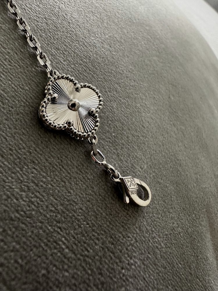 Van Cleef & Arpels Vintage Alhambra гривна и колие