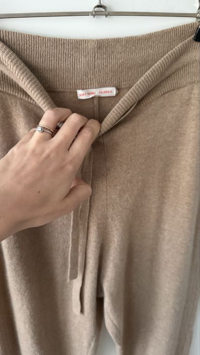Filippa K панталон 100% кашмир