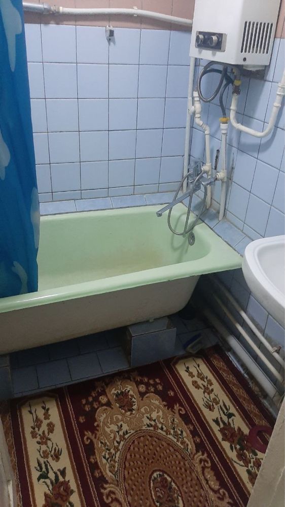 Сдается в аренду 2 переделанная в 3 комнаты
