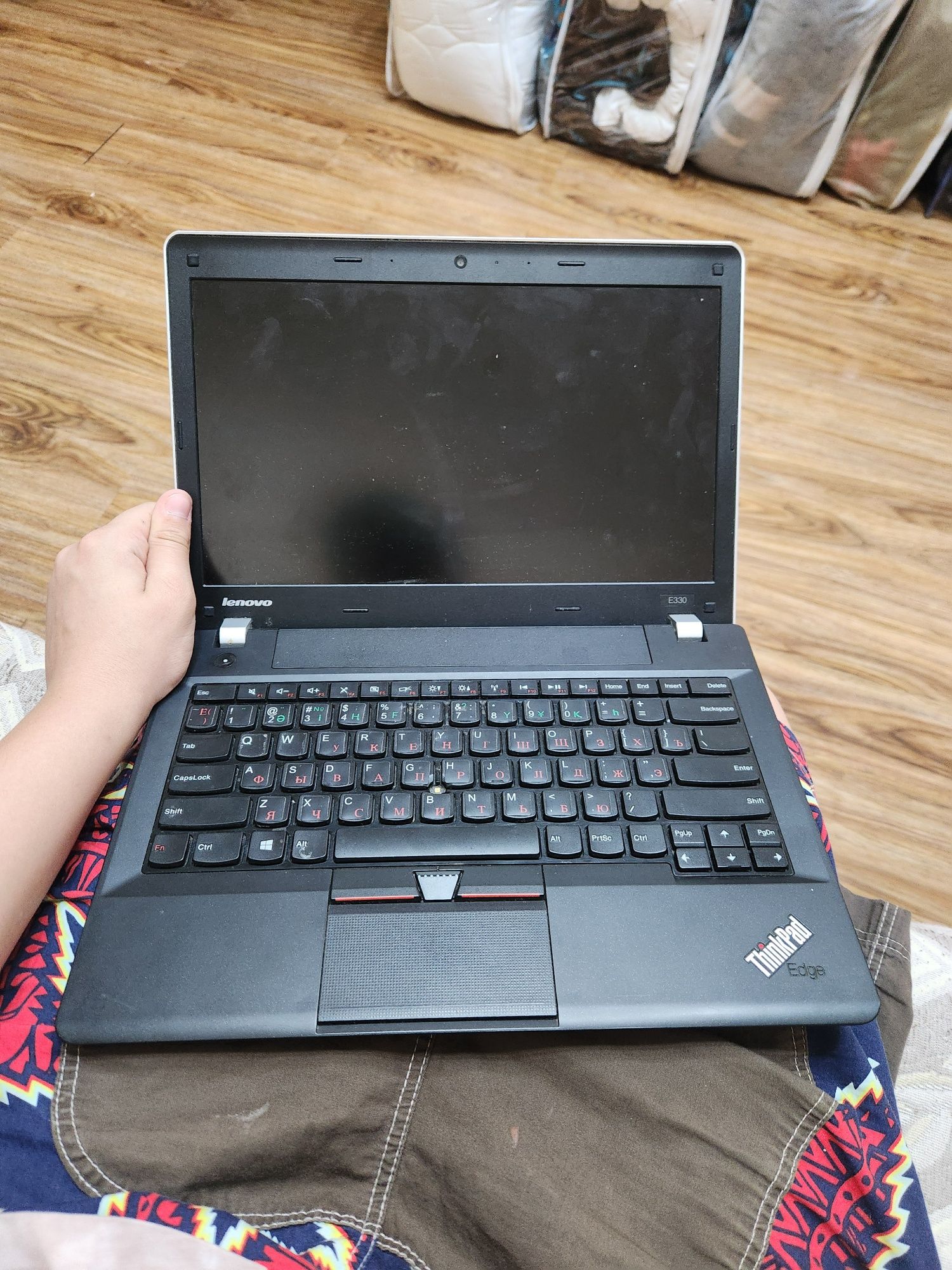 Lenovo ThinkPad Е330