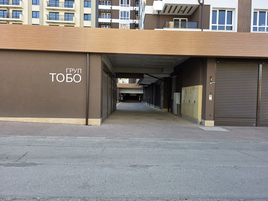 Продавам гаражна клетка - асансьорна