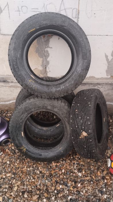 Зимние шины R14 185/70 в идеальном состаянии