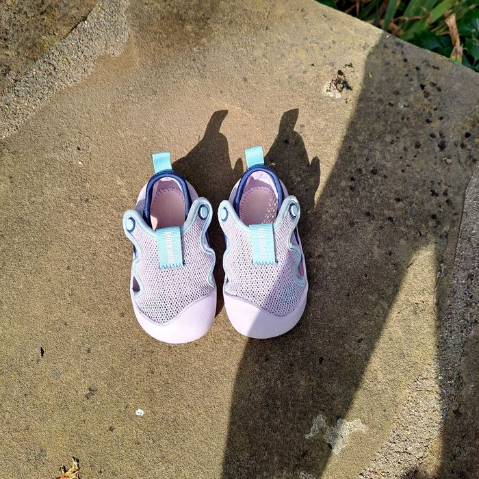 Бебешки затворени сандали adidas