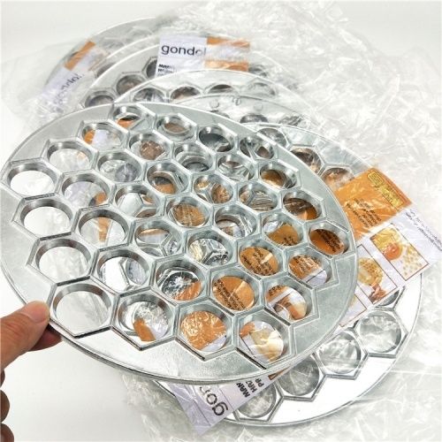 Форма для лепения пельмени