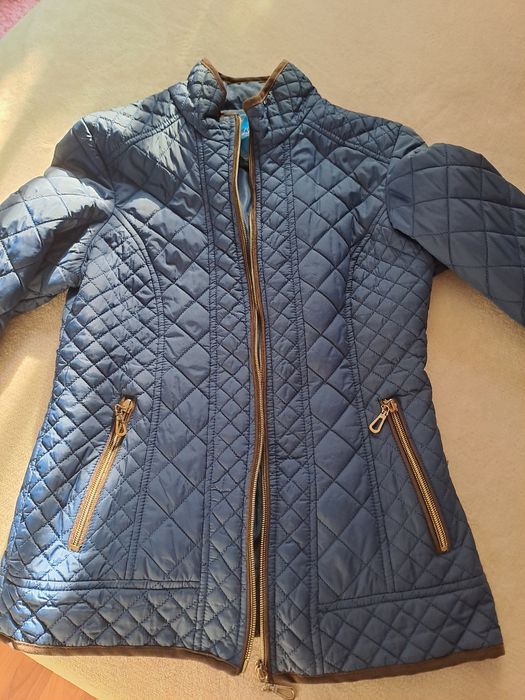 Дамско яке за сезона