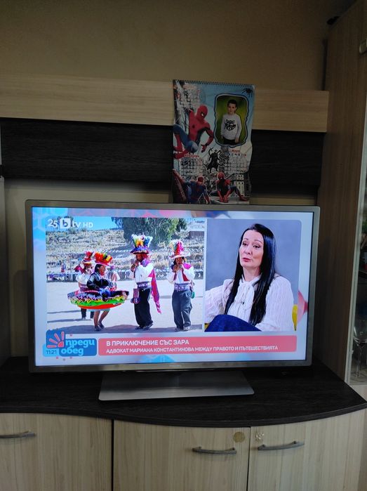 LED Телевизор PHILIPS 40 инча